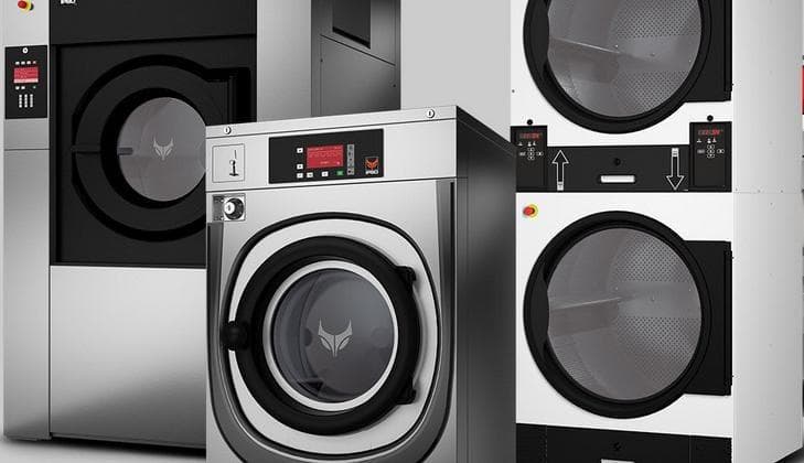 Crystal Wave laundromat interior view 4